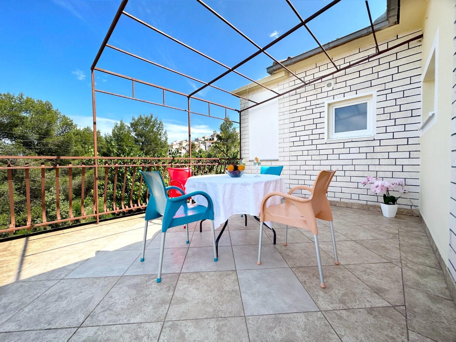 Apartments Vini Трогир Экстерьер фото