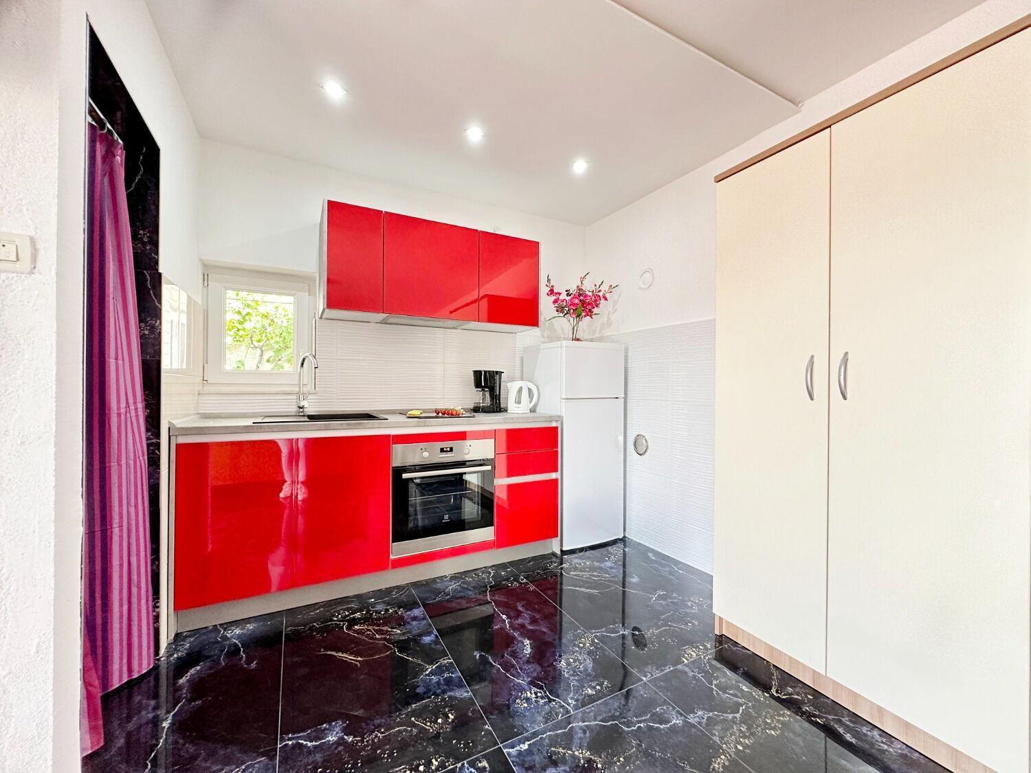 Apartments Vini Трогир Экстерьер фото