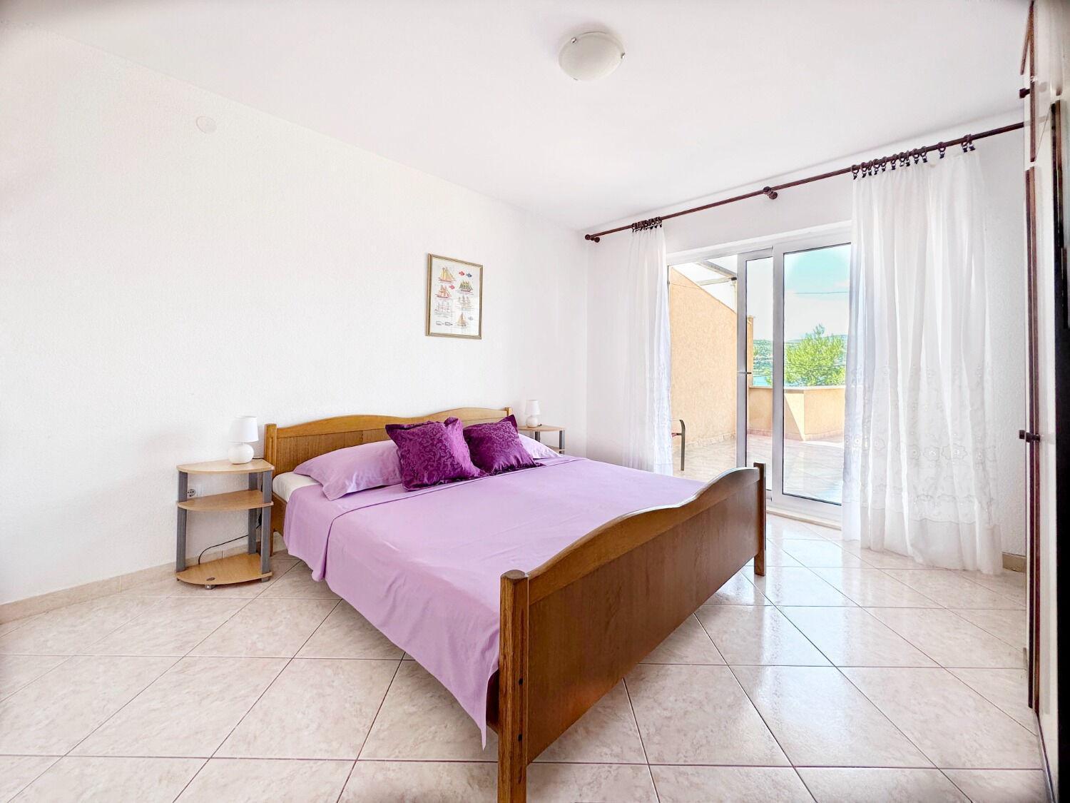 Apartments Vini Трогир Экстерьер фото