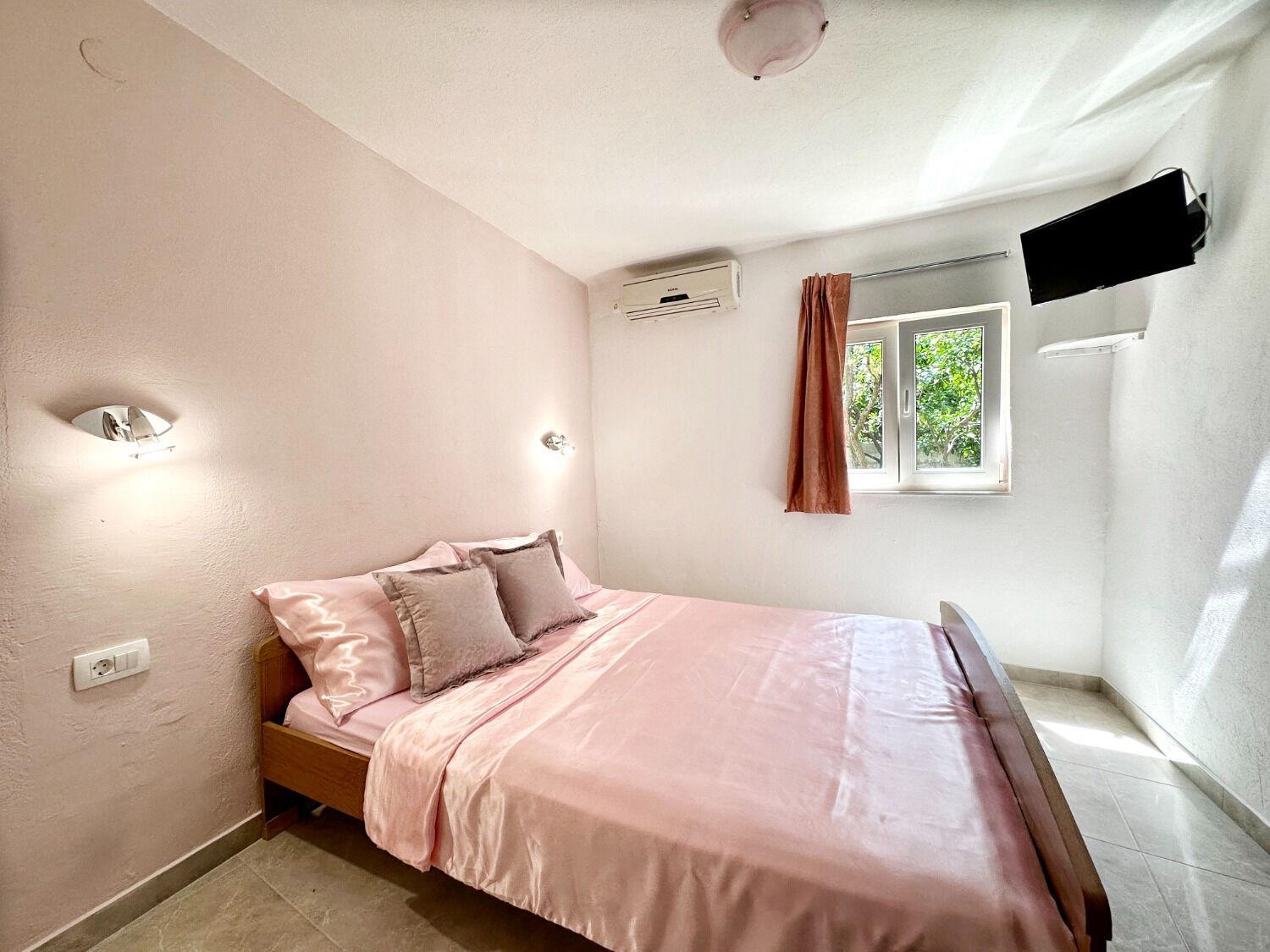 Apartments Vini Трогир Экстерьер фото