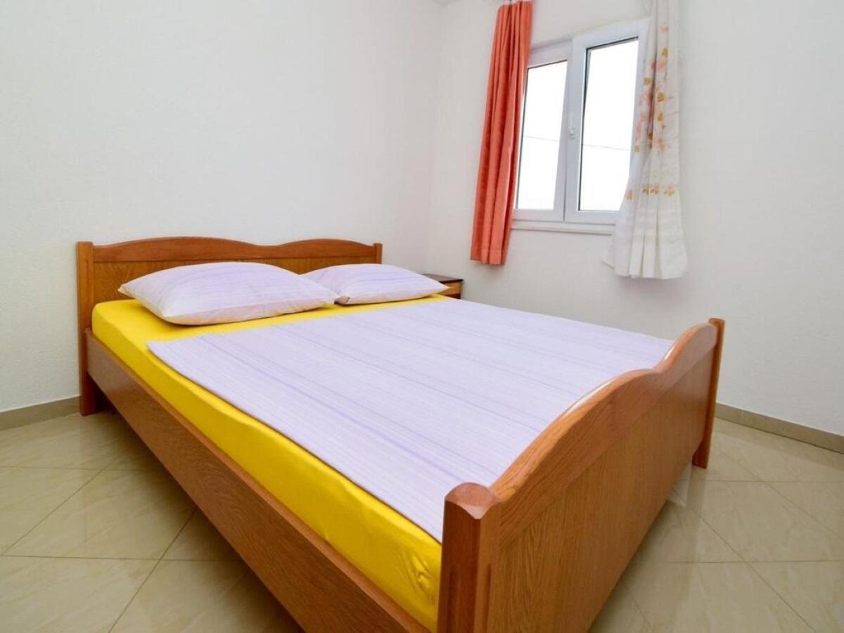 Apartments Vini Трогир Экстерьер фото