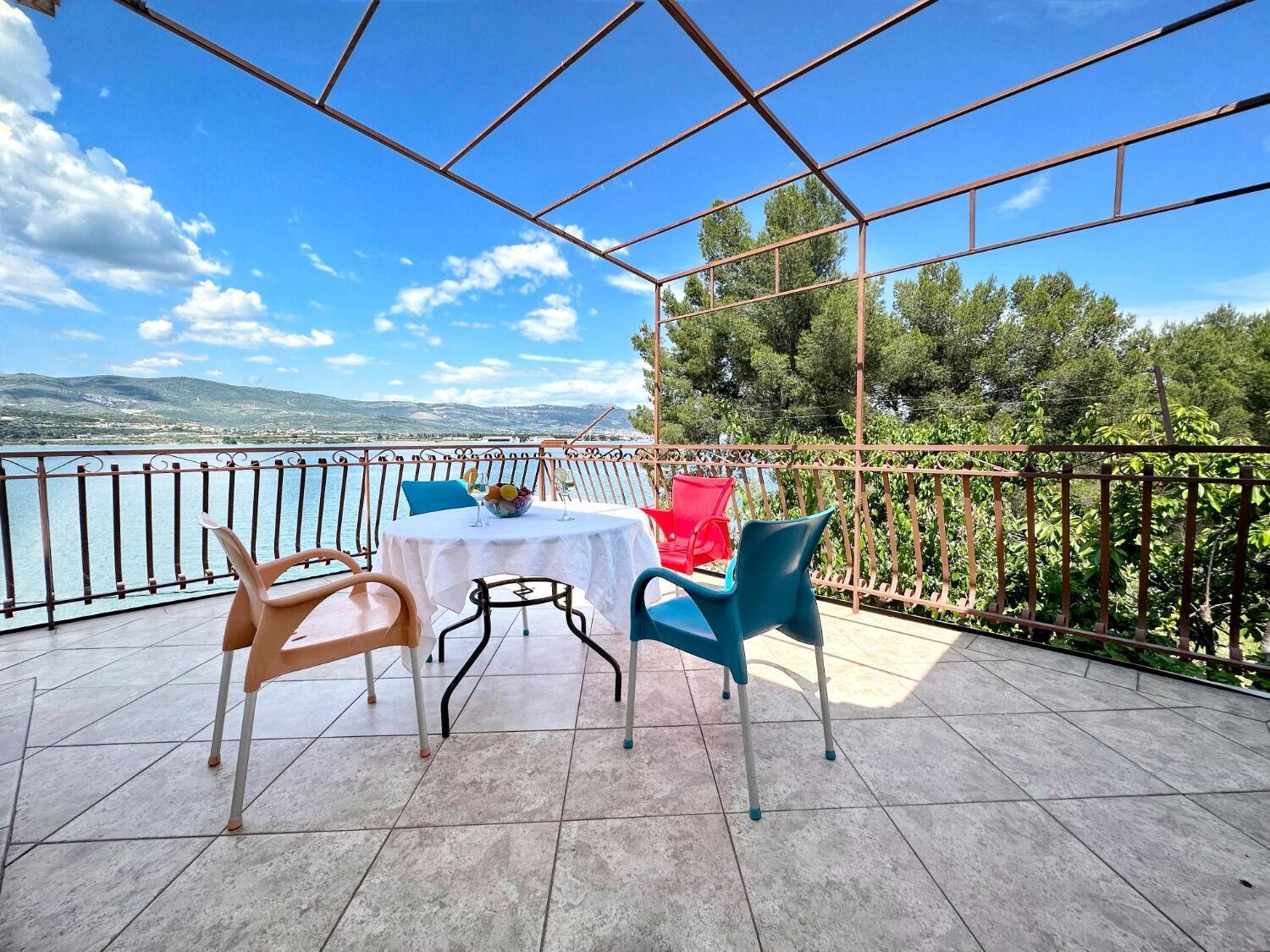 Apartments Vini Трогир Экстерьер фото